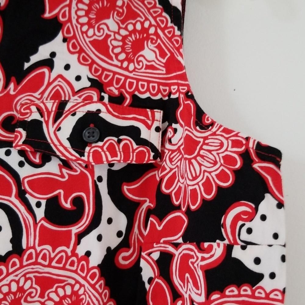 VTG. Van Heusen studio sleeve less button blouse - Picture 6 of 8